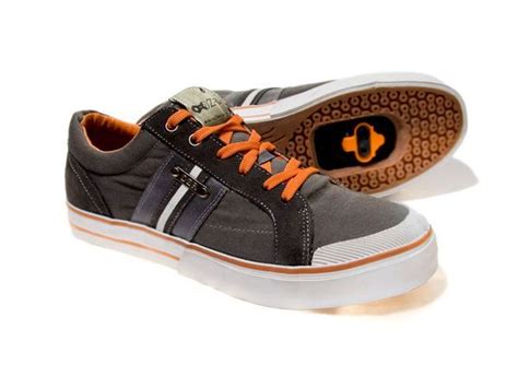 Districtshoes 